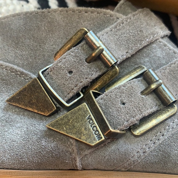 Volcom suede ankle buckle boot - Picture 9 of 9